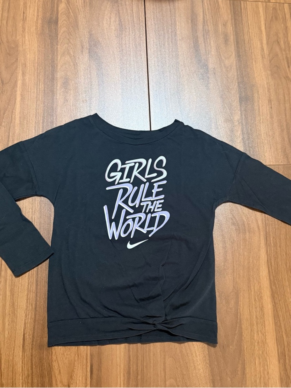 Nike Girls Full Sleeves Shirt Size 4T NEW
